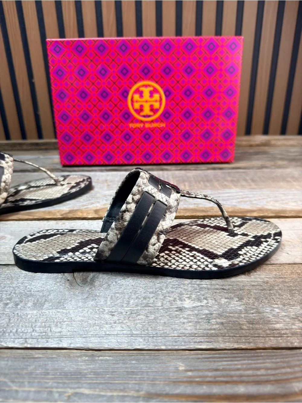 Tory Burch Snake-Print Thong Sandals - Black & Cream